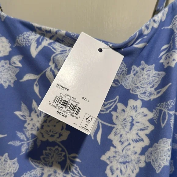 NWT! Blue Floral Maxi Dress - Picture 5 of 7